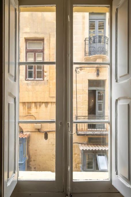 Chic, Stylish & Spacious Flat In Central Valletta Dış mekan fotoğraf
