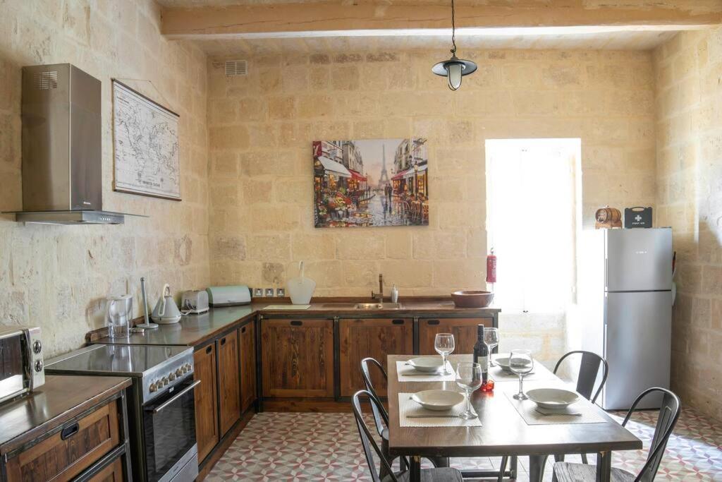 Chic, Stylish & Spacious Flat In Central Valletta Dış mekan fotoğraf