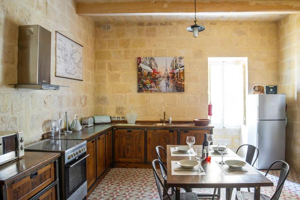 Chic, Stylish & Spacious Flat In Central Valletta Dış mekan fotoğraf