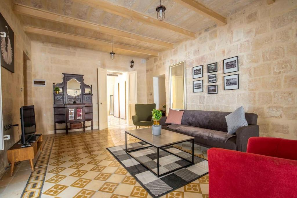 Chic, Stylish & Spacious Flat In Central Valletta Dış mekan fotoğraf